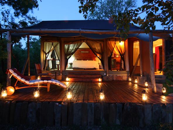 Amara Selous - private deck outside bedroom
